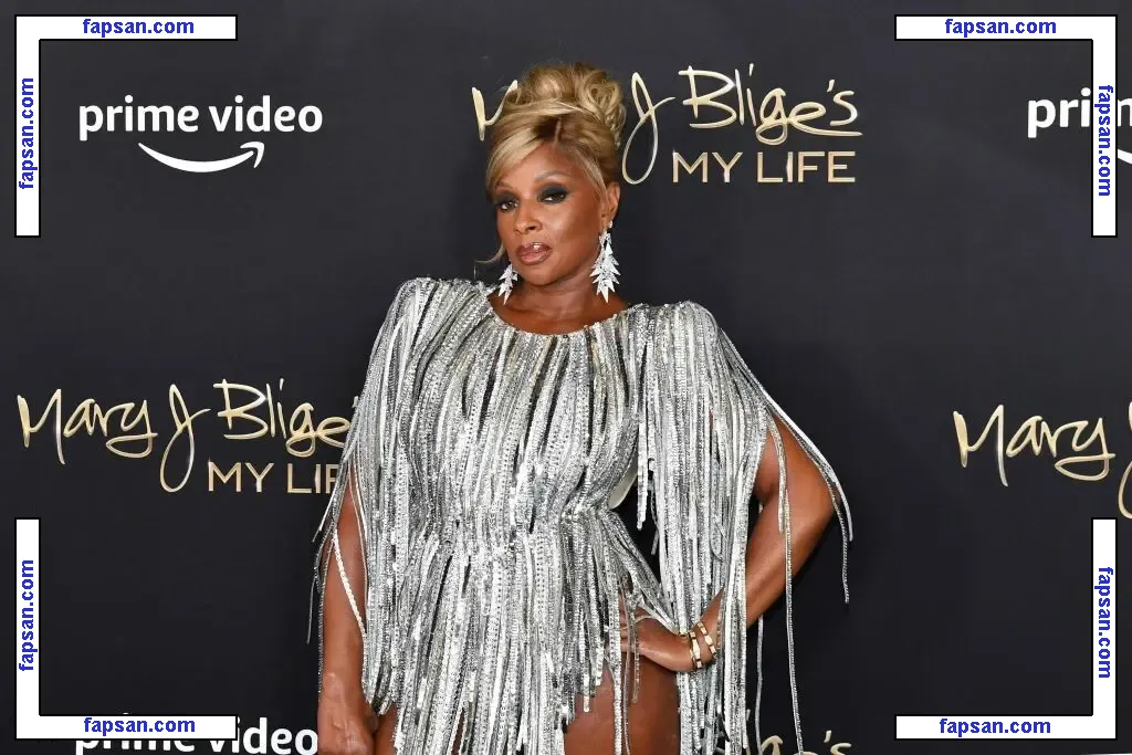 Mary J. Blige nude photo #0546 from OnlyFans
