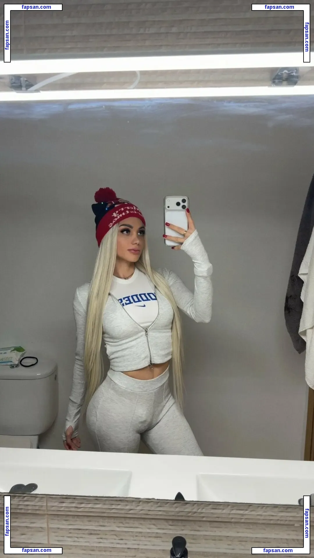 Mary Janet голая фото #0024 с Онлифанс