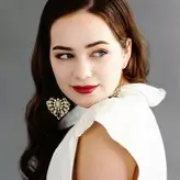 Mary Mouser голая #0049