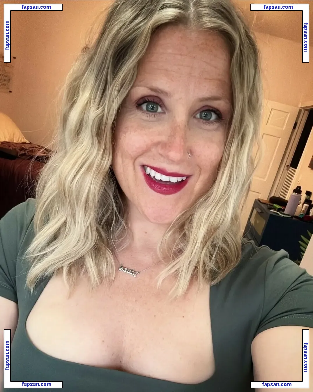 Mary Santora nude photo #0005 from OnlyFans