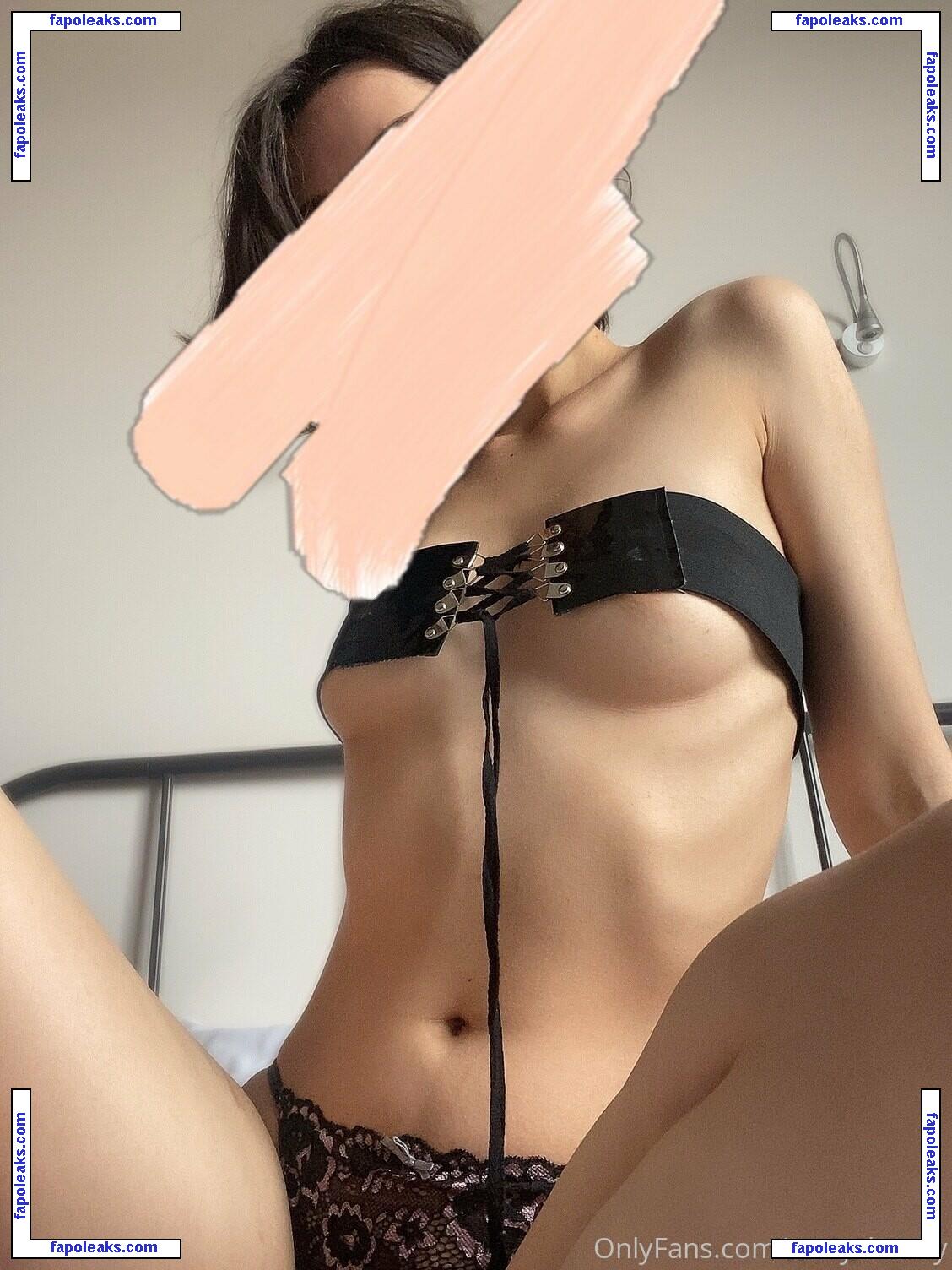 marycherrry / maryycherryy nude photo #0015 from OnlyFans