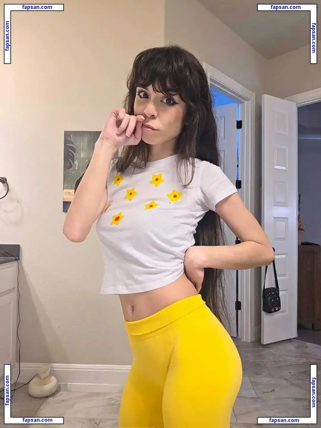 MaryMaybe голая фото #0068 с Онлифанс