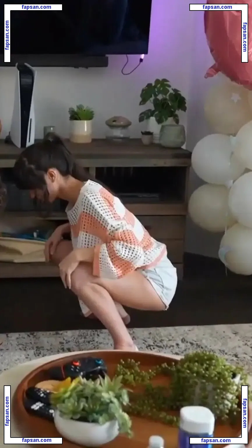 MaryMaybe nude photo #0070 from OnlyFans