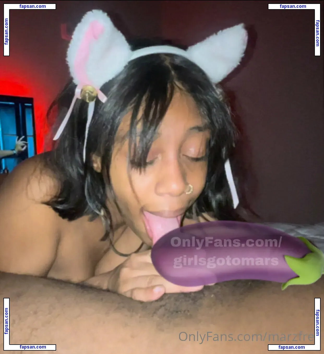 marzfree nude photo #0001 from OnlyFans