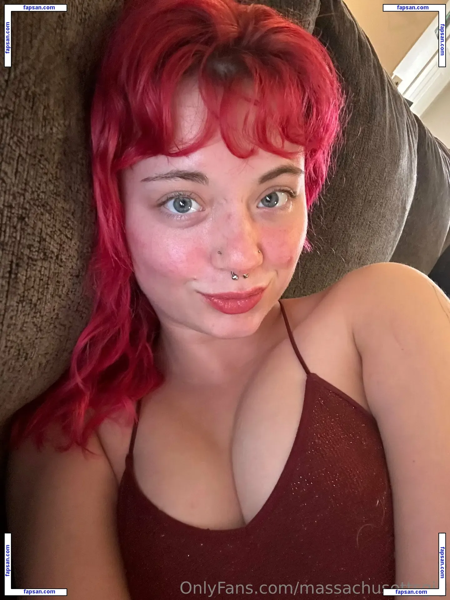 massachusettsgirl nude photo #0014 from OnlyFans
