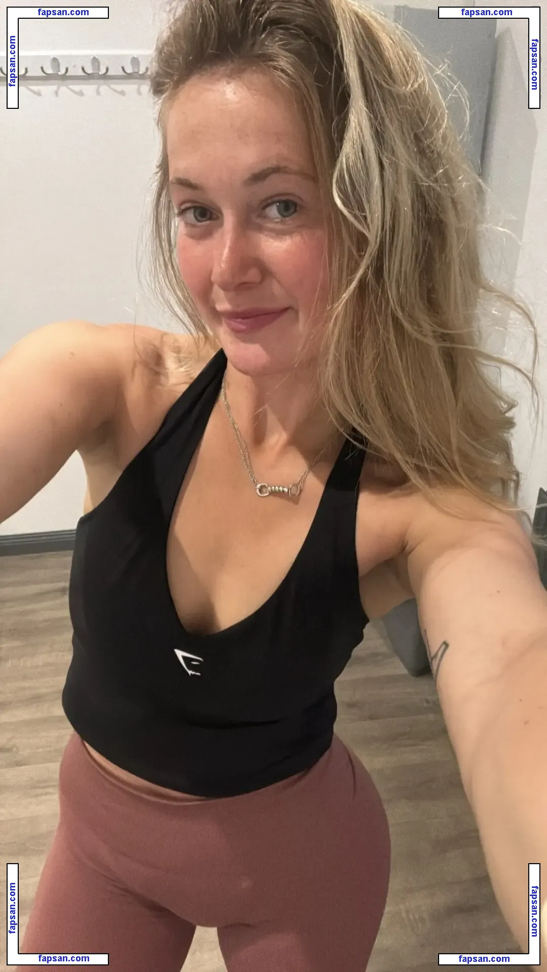 mathilda.allison nude photo #0001 from OnlyFans