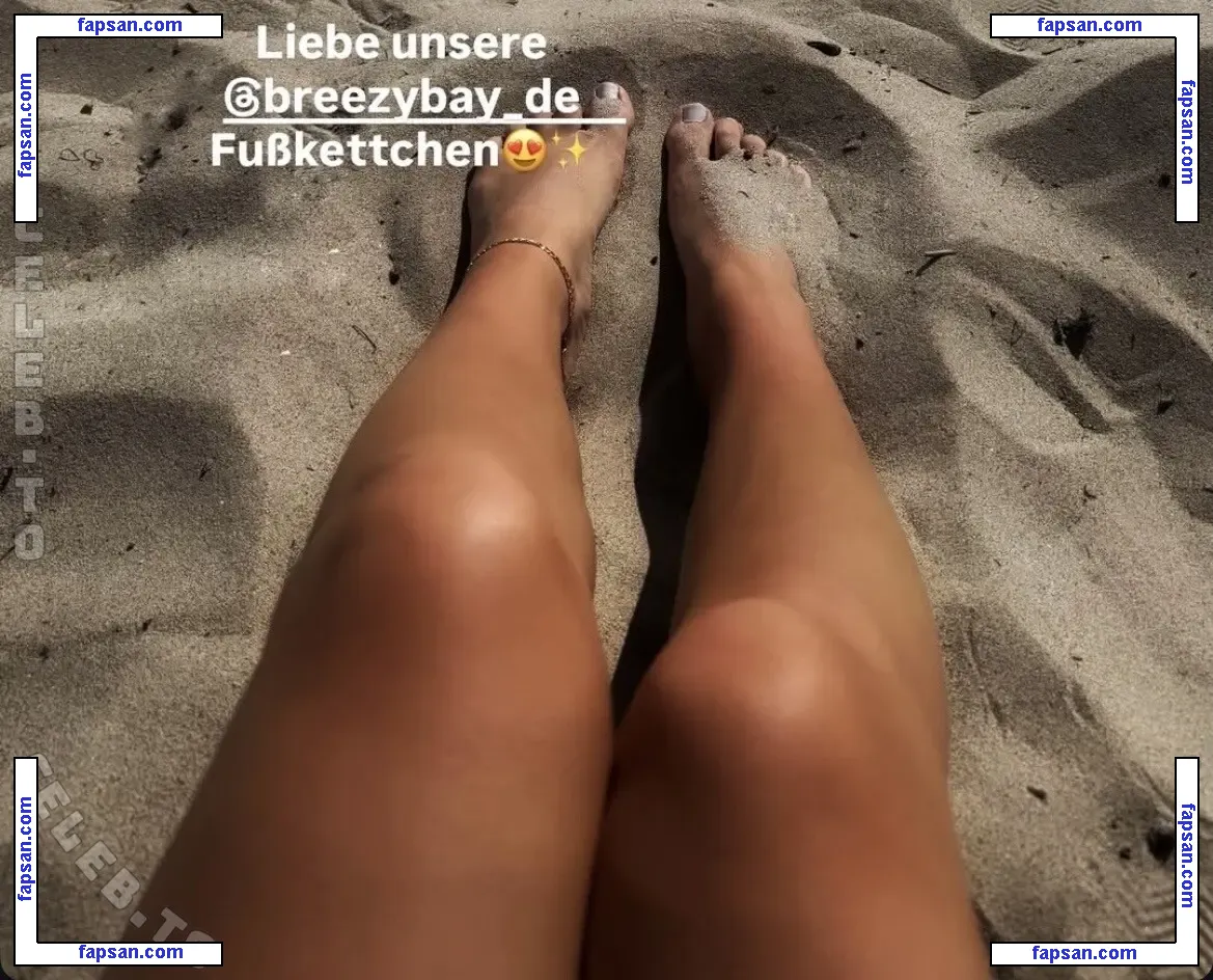 Mavie Noelle голая фото #0006 с Онлифанс