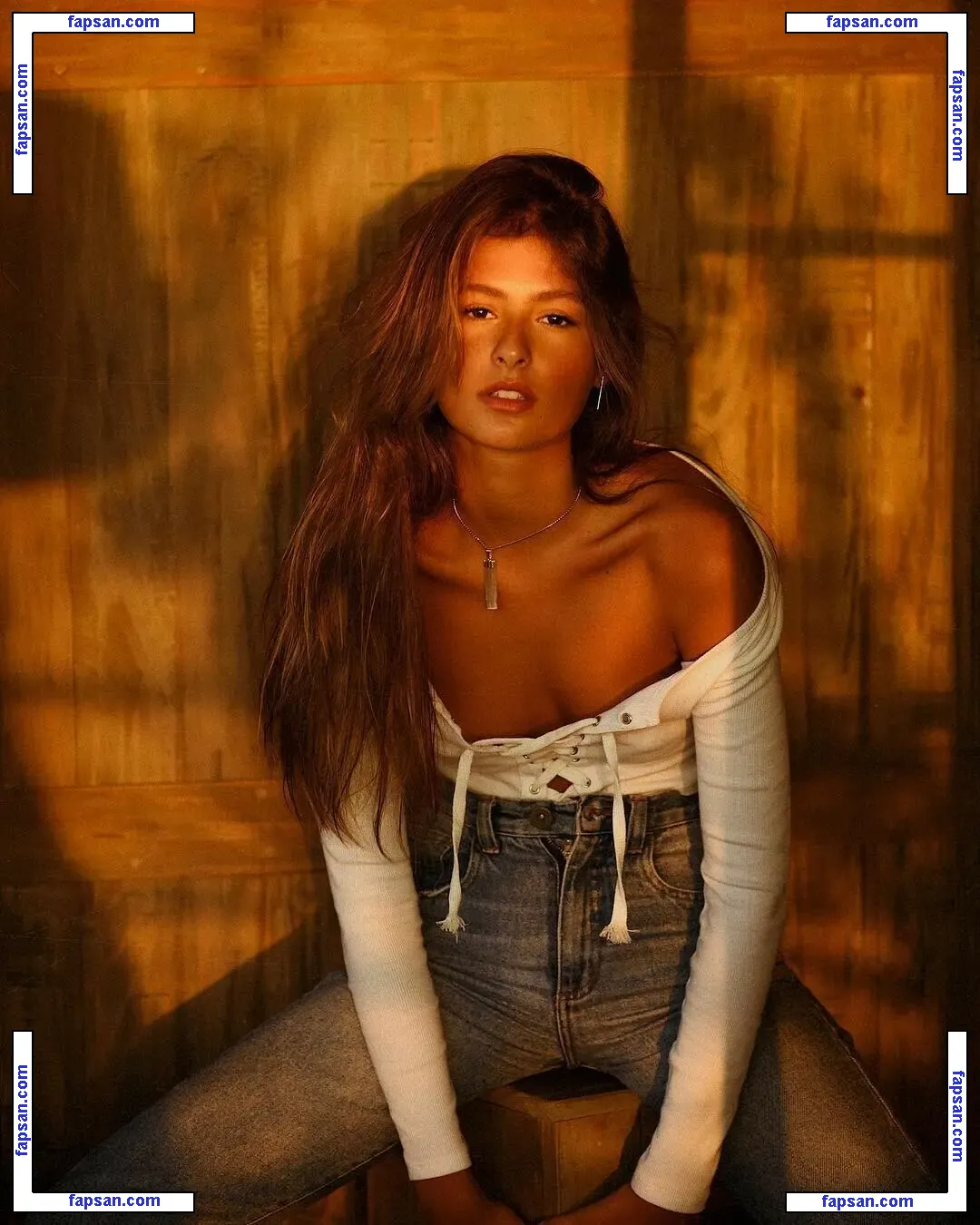 Maxine Meneghetti голая фото #0009 с Онлифанс