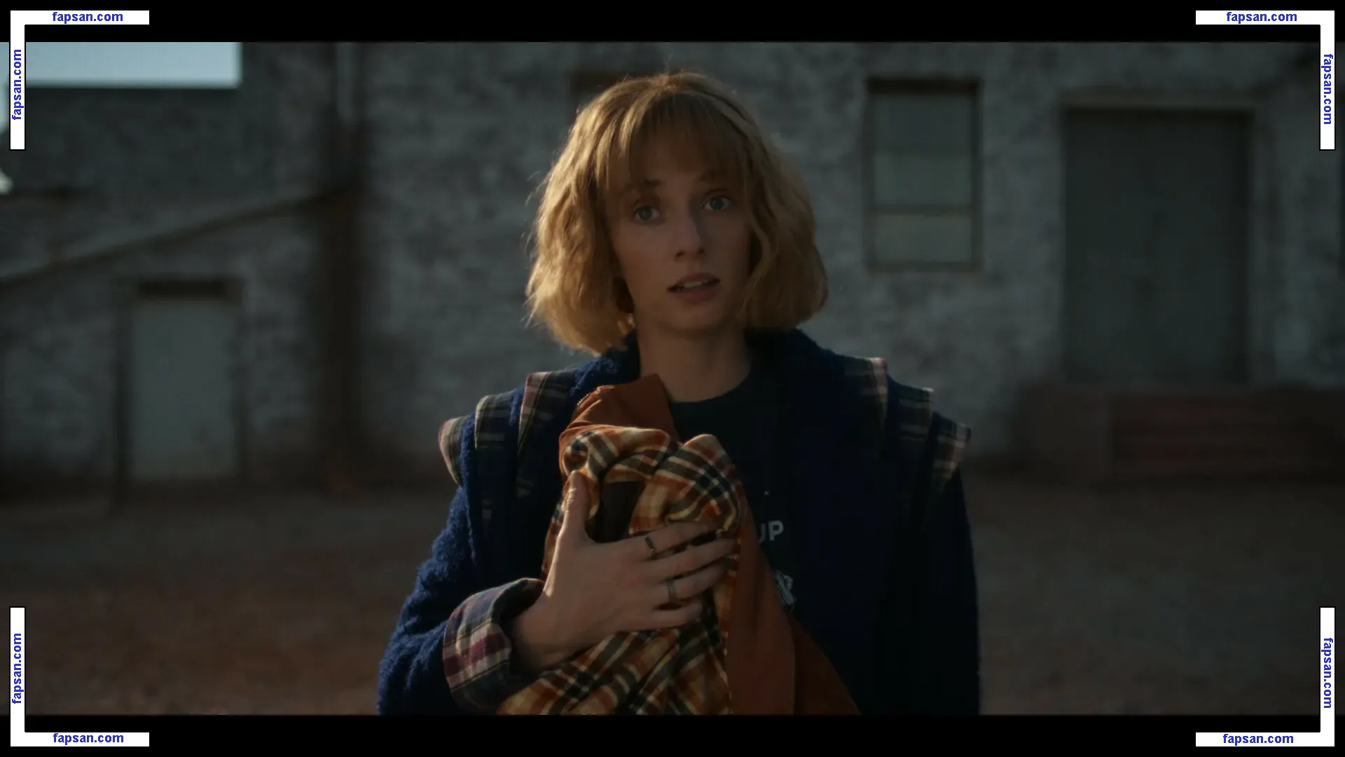 Maya Hawke голая фото #0772 с Онлифанс