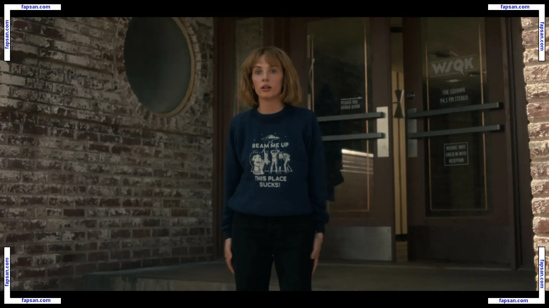 Maya Hawke голая фото #0791 с Онлифанс