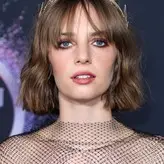 Maya Hawke голая #0118