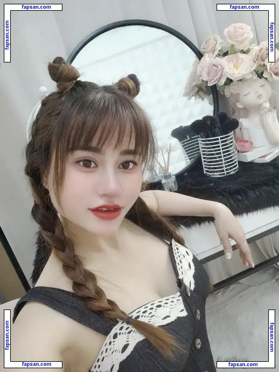 Maya Lee nude photo #0005 from OnlyFans
