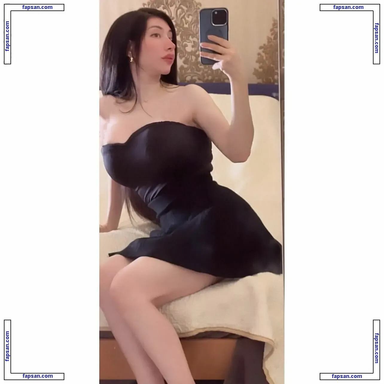 Maya.tharmr nude photo #0009 from OnlyFans