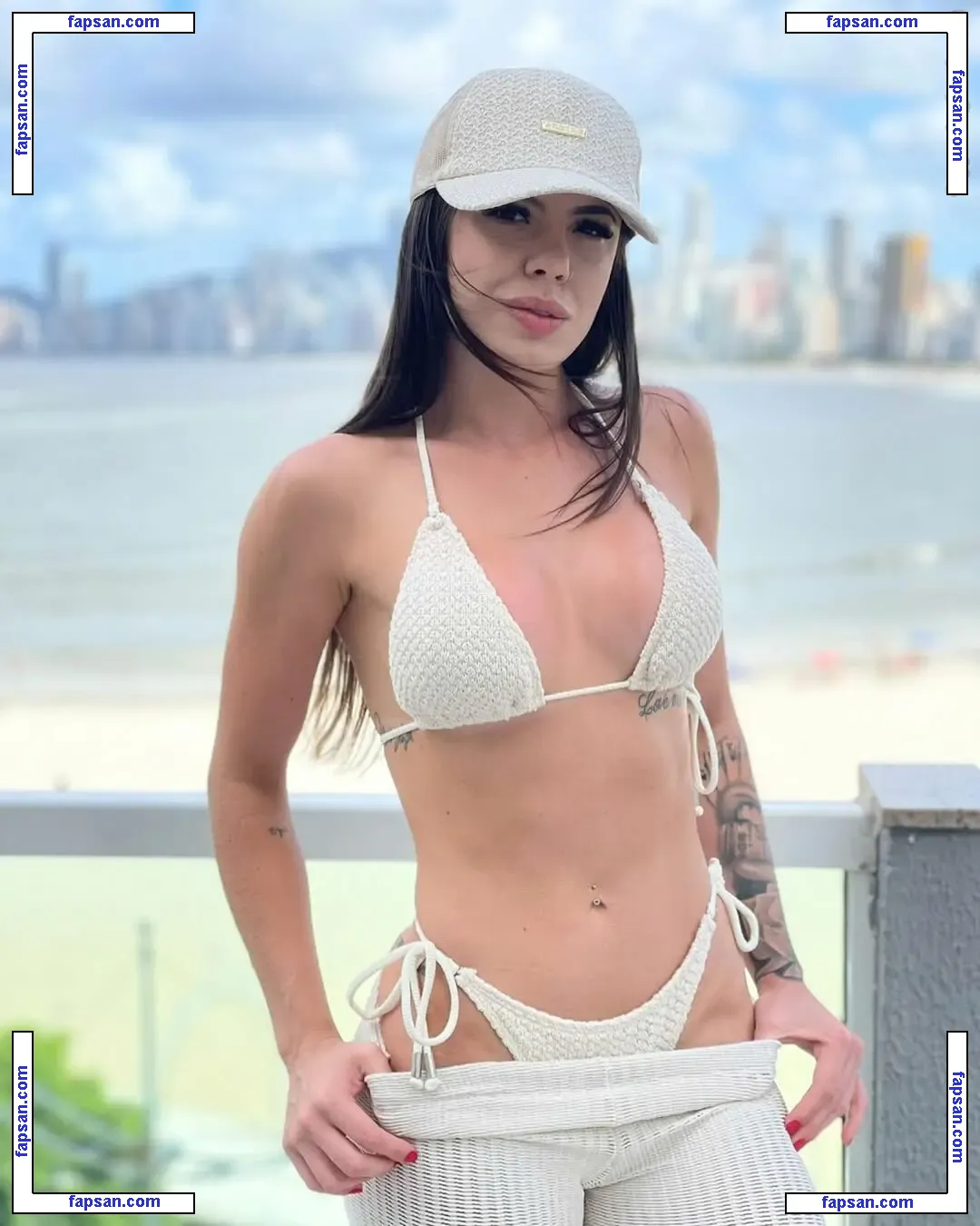 Mayara Salfer голая фото #0014 с Онлифанс