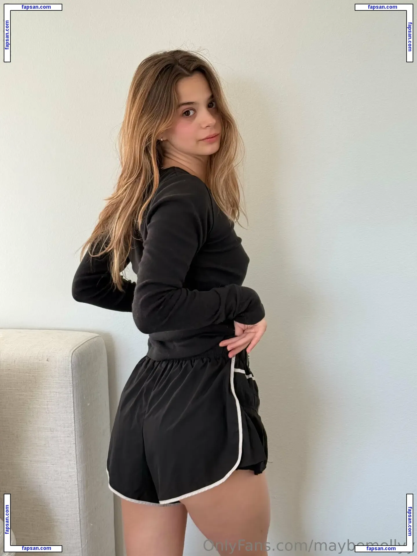 maybemollyy nude photo #0075 from OnlyFans