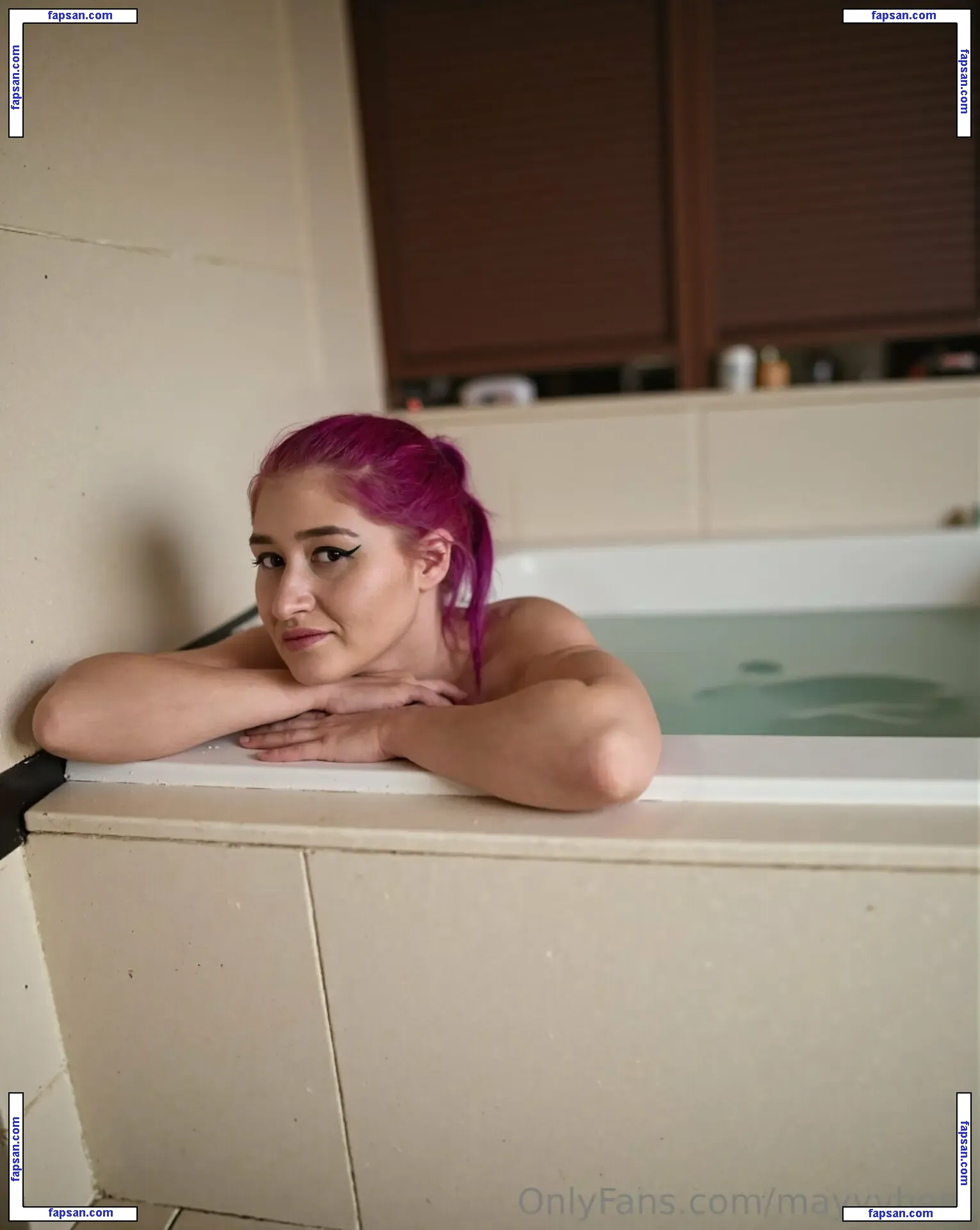 mayyyhem nude photo #0004 from OnlyFans