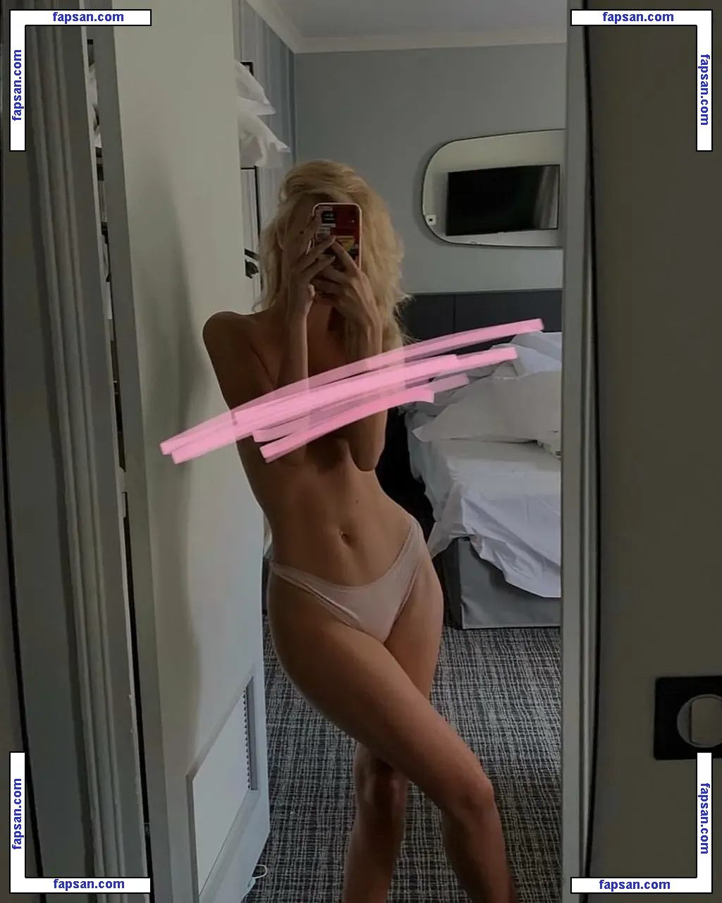 Mazarezz nude photo #0002 from OnlyFans