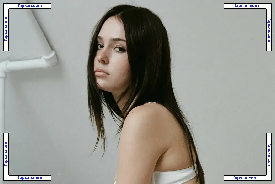 Mazzy Joya / mazzyjoya / petalspliff голая фото #0001 с Онлифанс