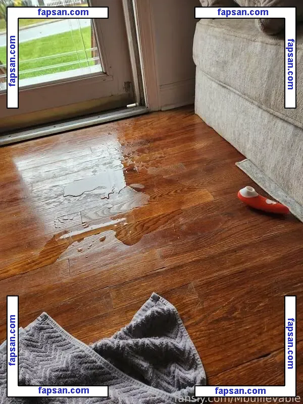 Mbullievable голая фото #0001 с Онлифанс