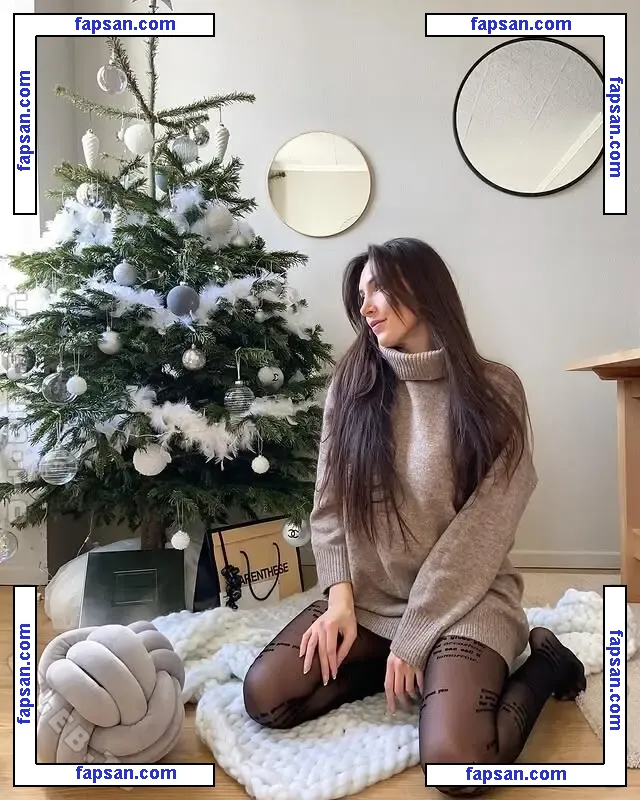 Mc_graviere голая фото #0002 с Онлифанс