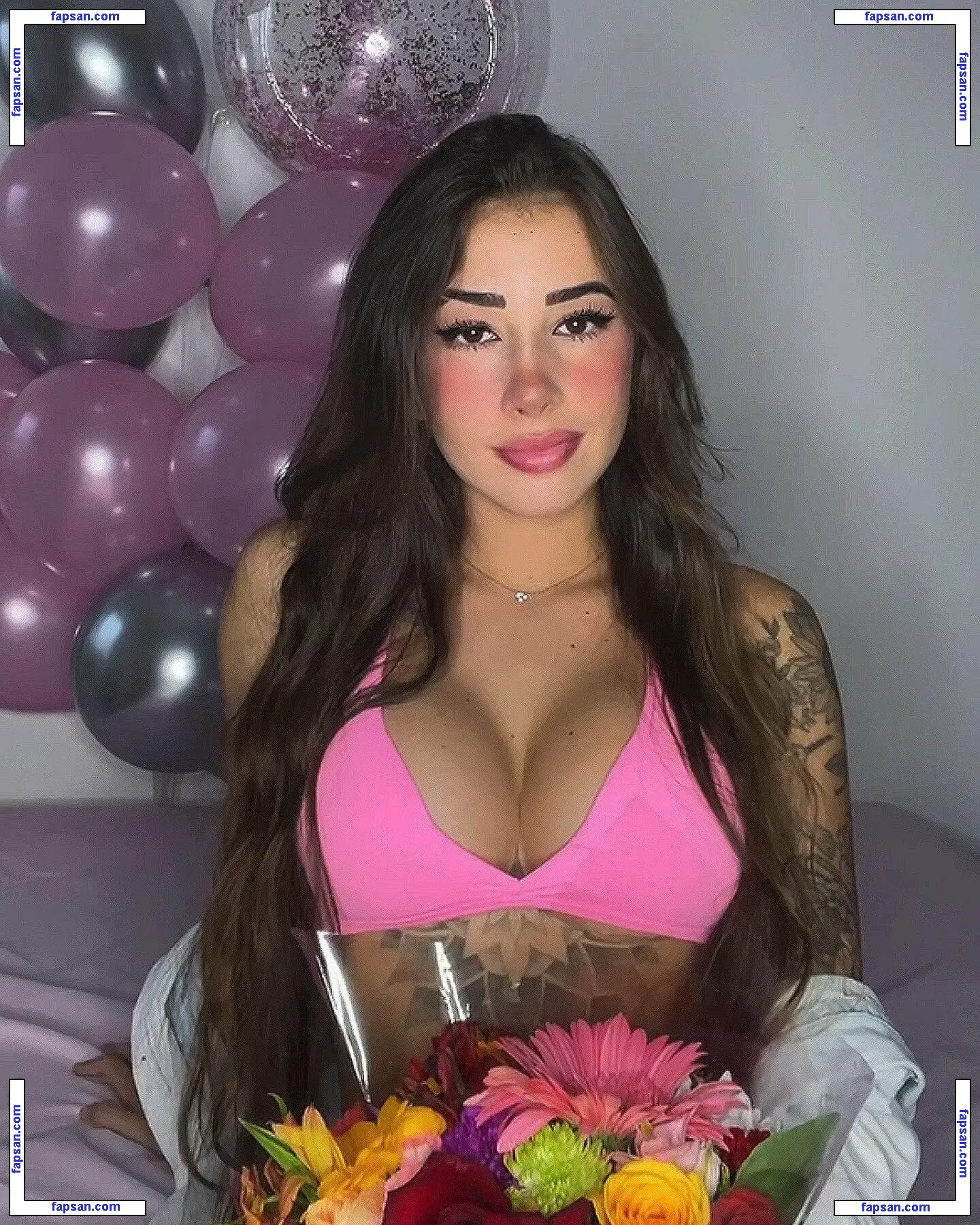 MC Julieta nude photo #0044 from OnlyFans