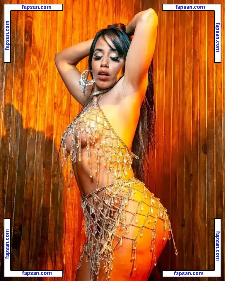 MC Naninha nude photo #0025 from OnlyFans