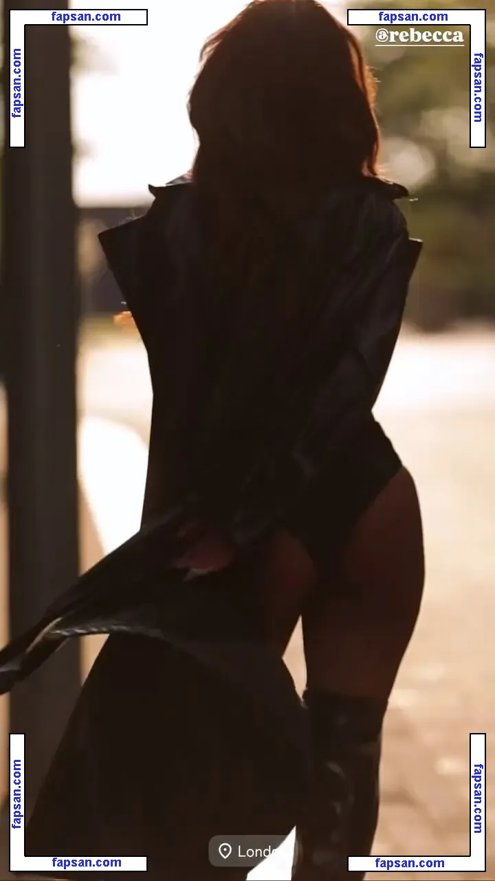 MC Rebecca nude photo #0011 from OnlyFans