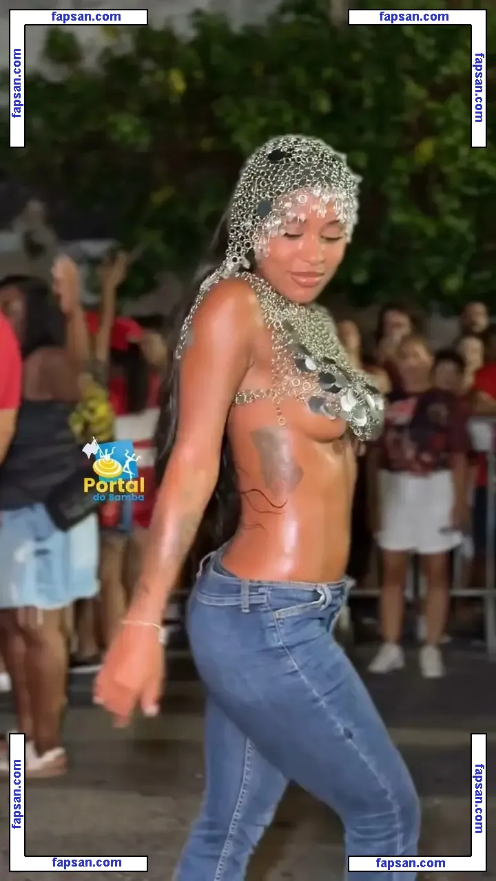 MC Rebecca nude photo #0034 from OnlyFans