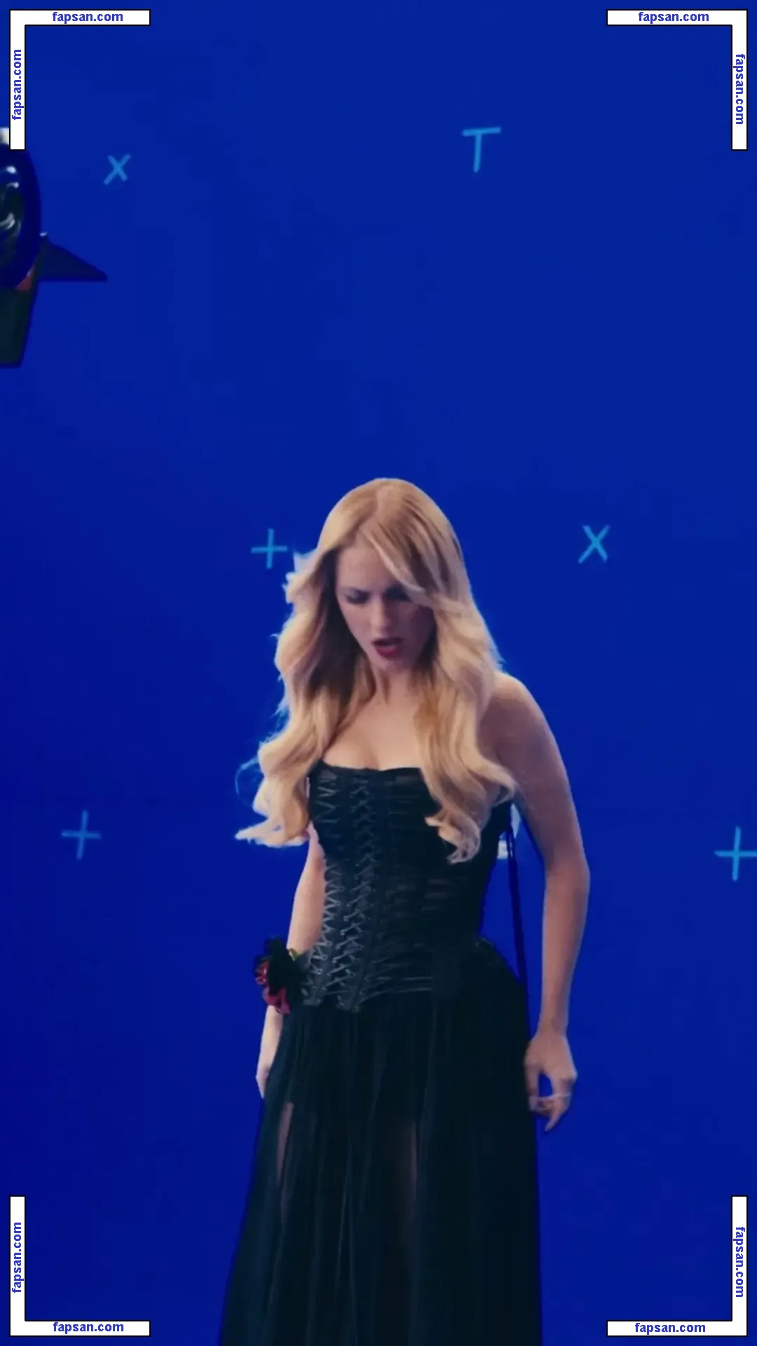 Mckenna Grace голая фото #0271 с Онлифанс