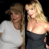 Mckenna Grace голая #0249