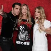 Mckenna Grace голая #0258