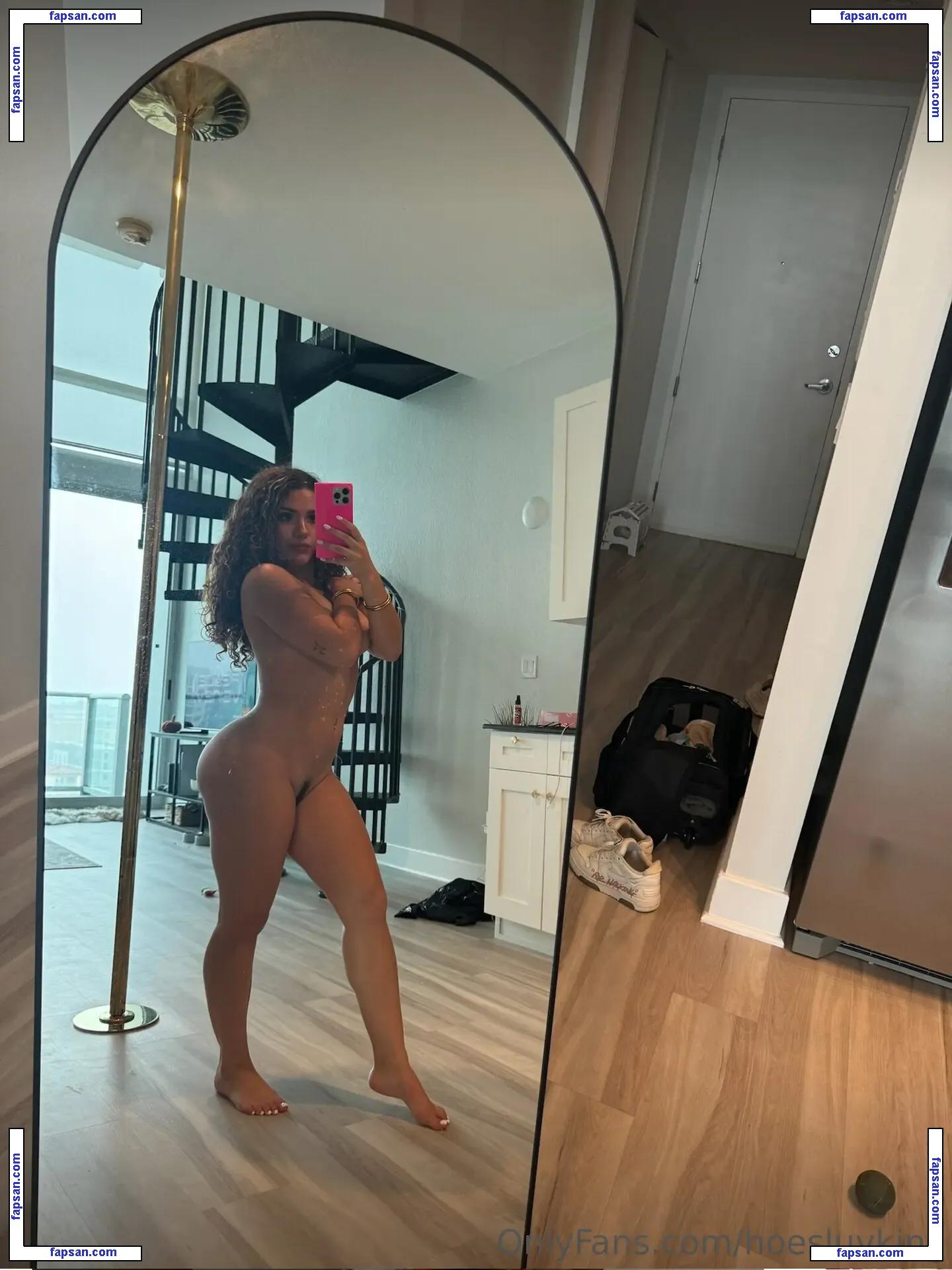 Mckinzie.Valdez nude photo #0013 from OnlyFans