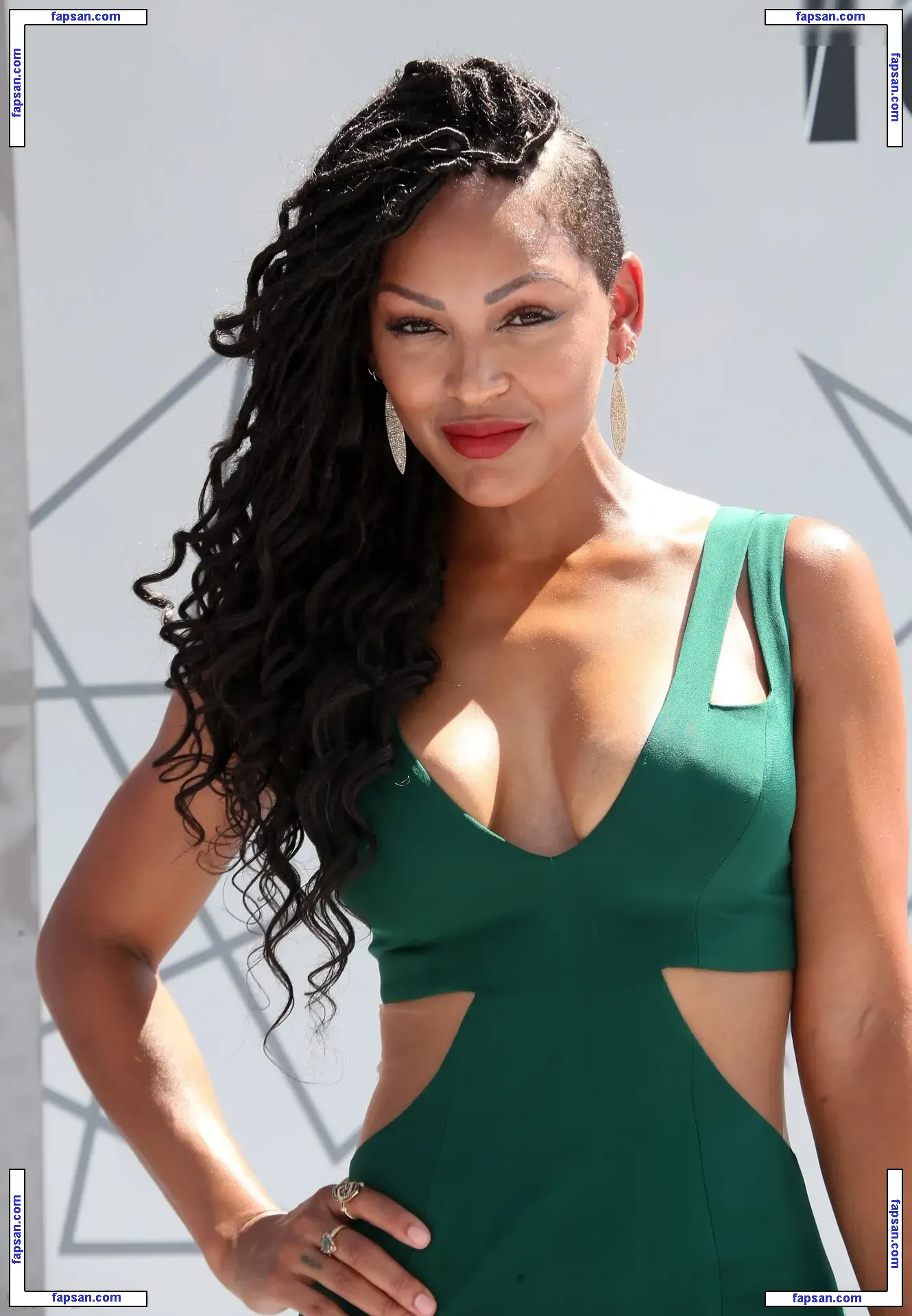 Meagan Good голая фото #0328 с Онлифанс