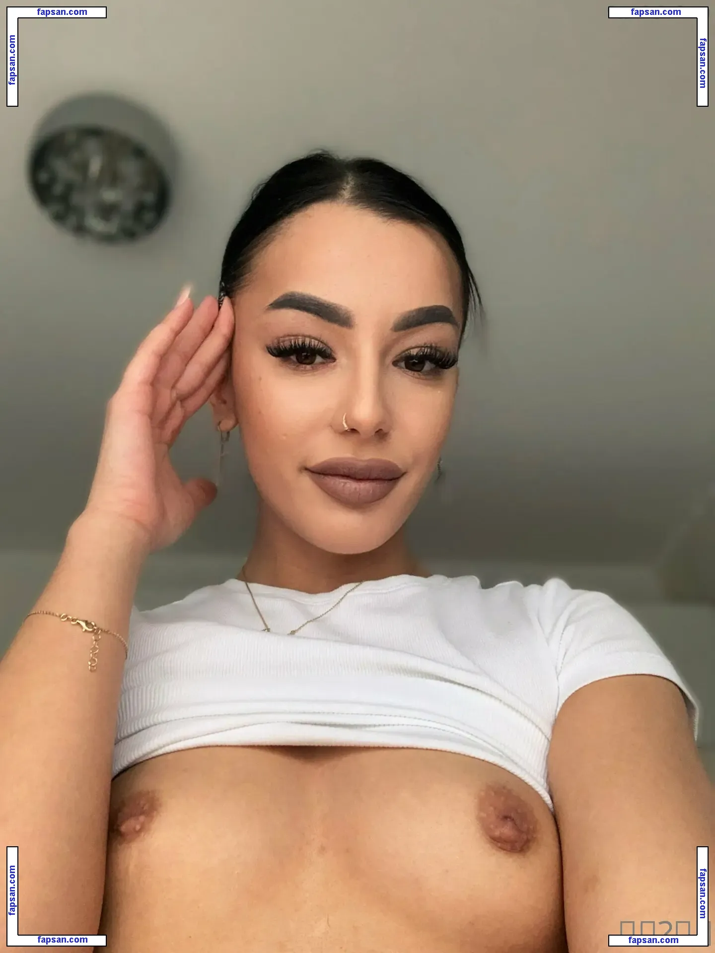 Medeea_Larisa nude photo #0021 from OnlyFans