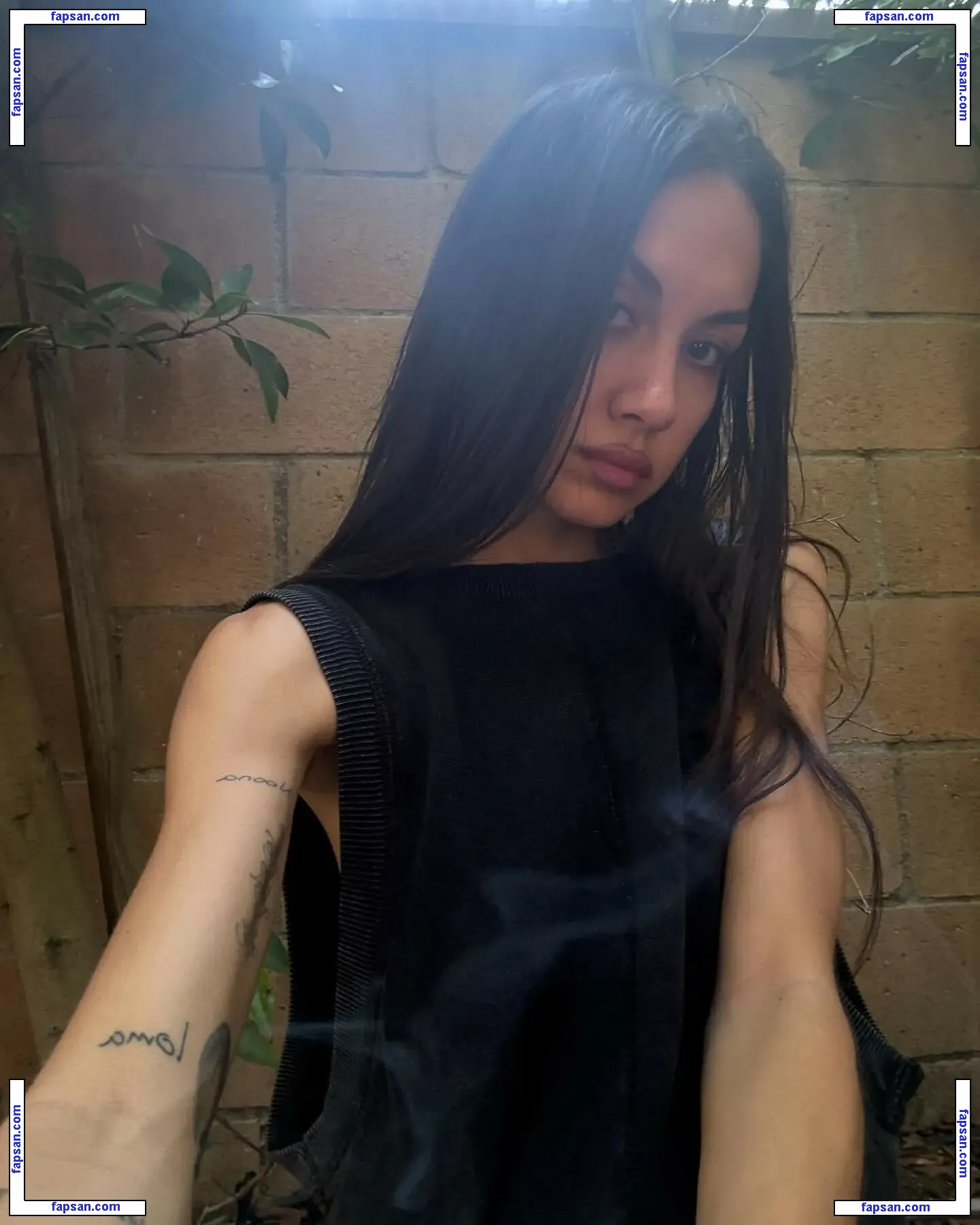 Meg Delacy голая фото #0001 с Онлифанс