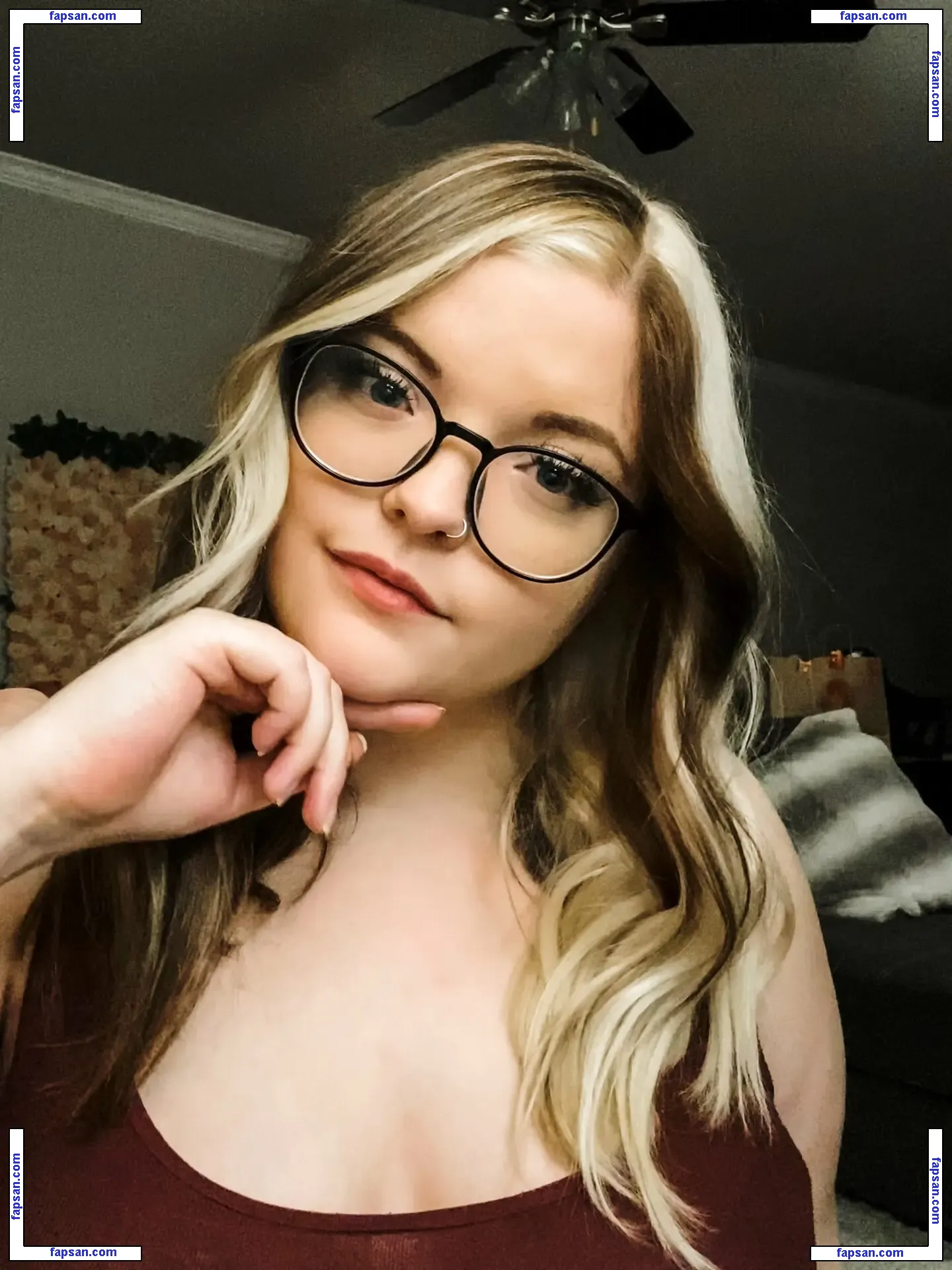 Meg Kaylee голая фото #0012 с Онлифанс