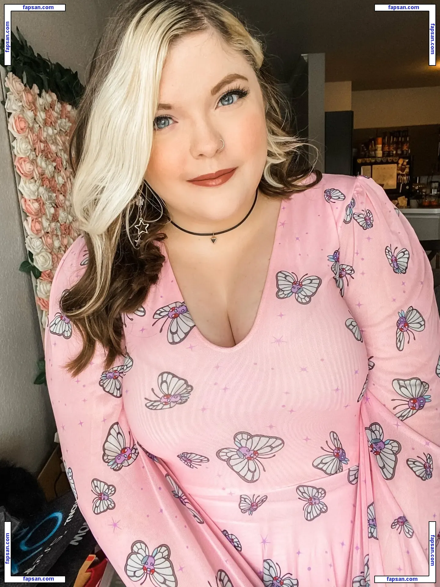 Meg Kaylee голая фото #0025 с Онлифанс