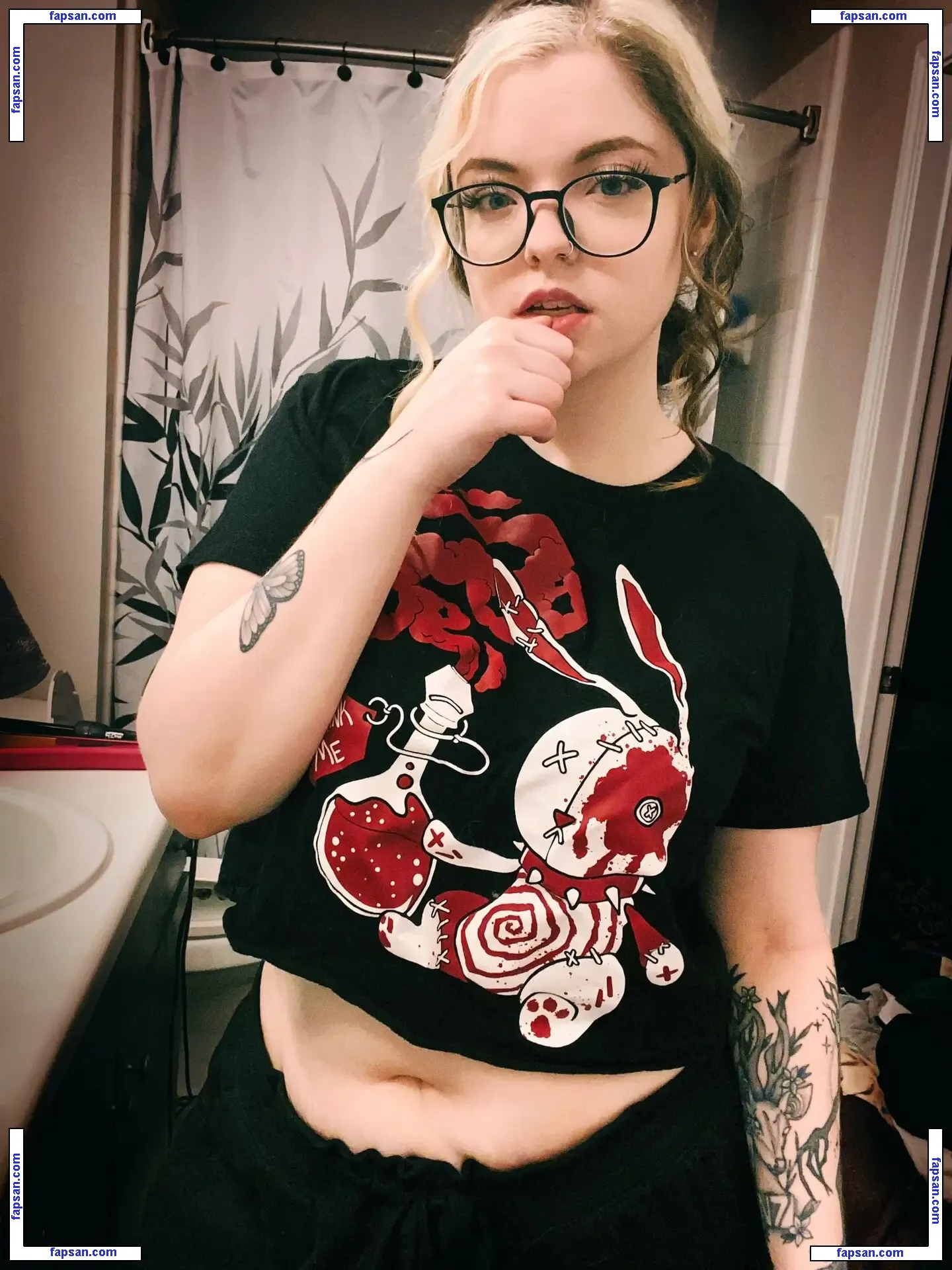 Meg Kaylee голая фото #0036 с Онлифанс