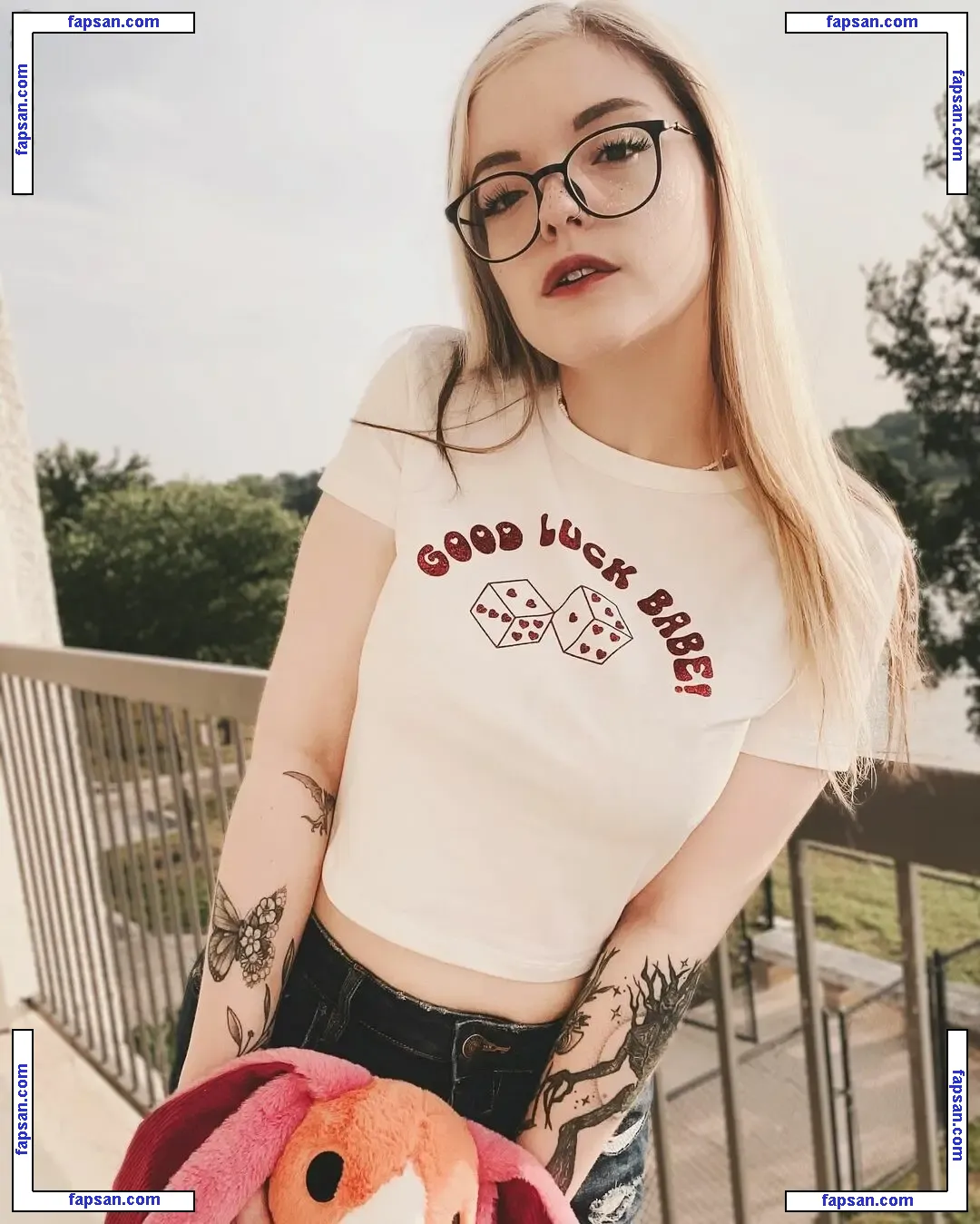 Meg Kaylee голая фото #0049 с Онлифанс