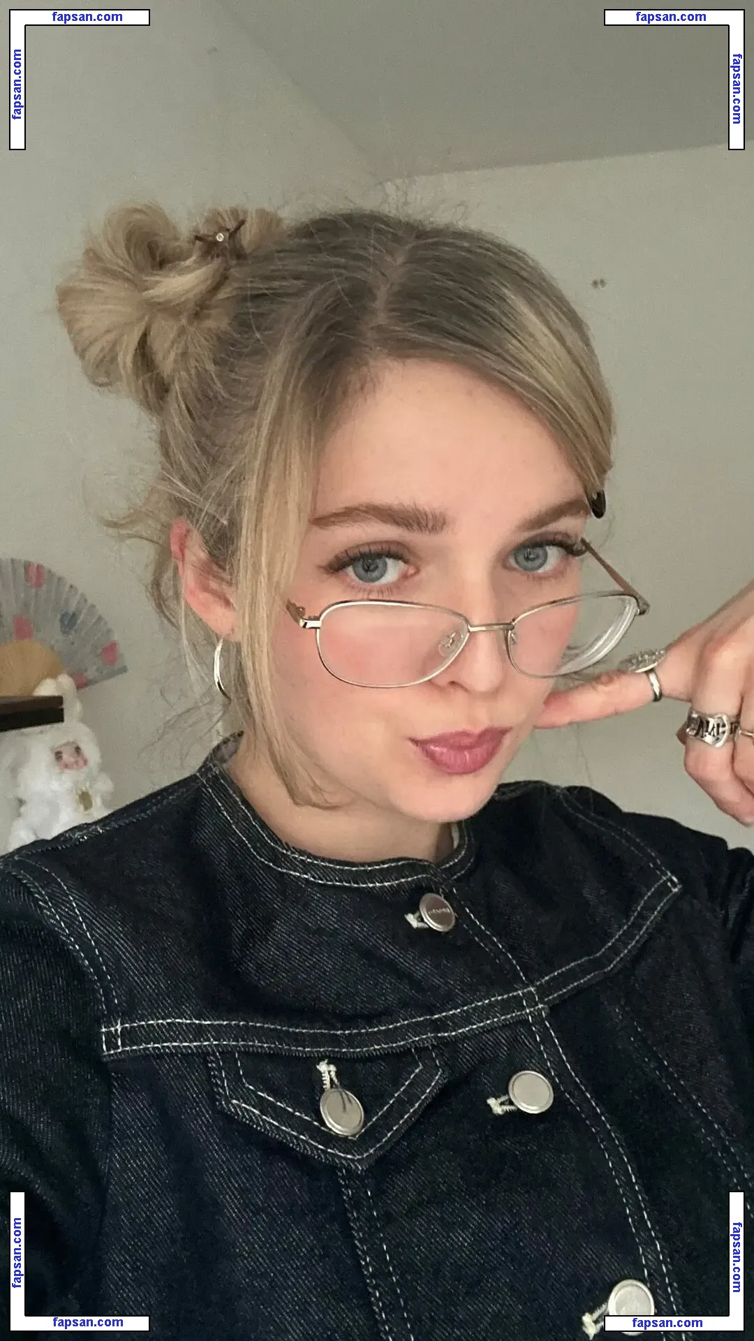 Meg Mills голая фото #0005 с Онлифанс