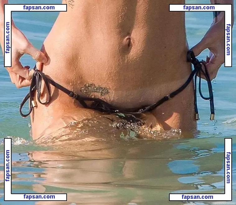 Megan Fox nude photo #0586 from OnlyFans