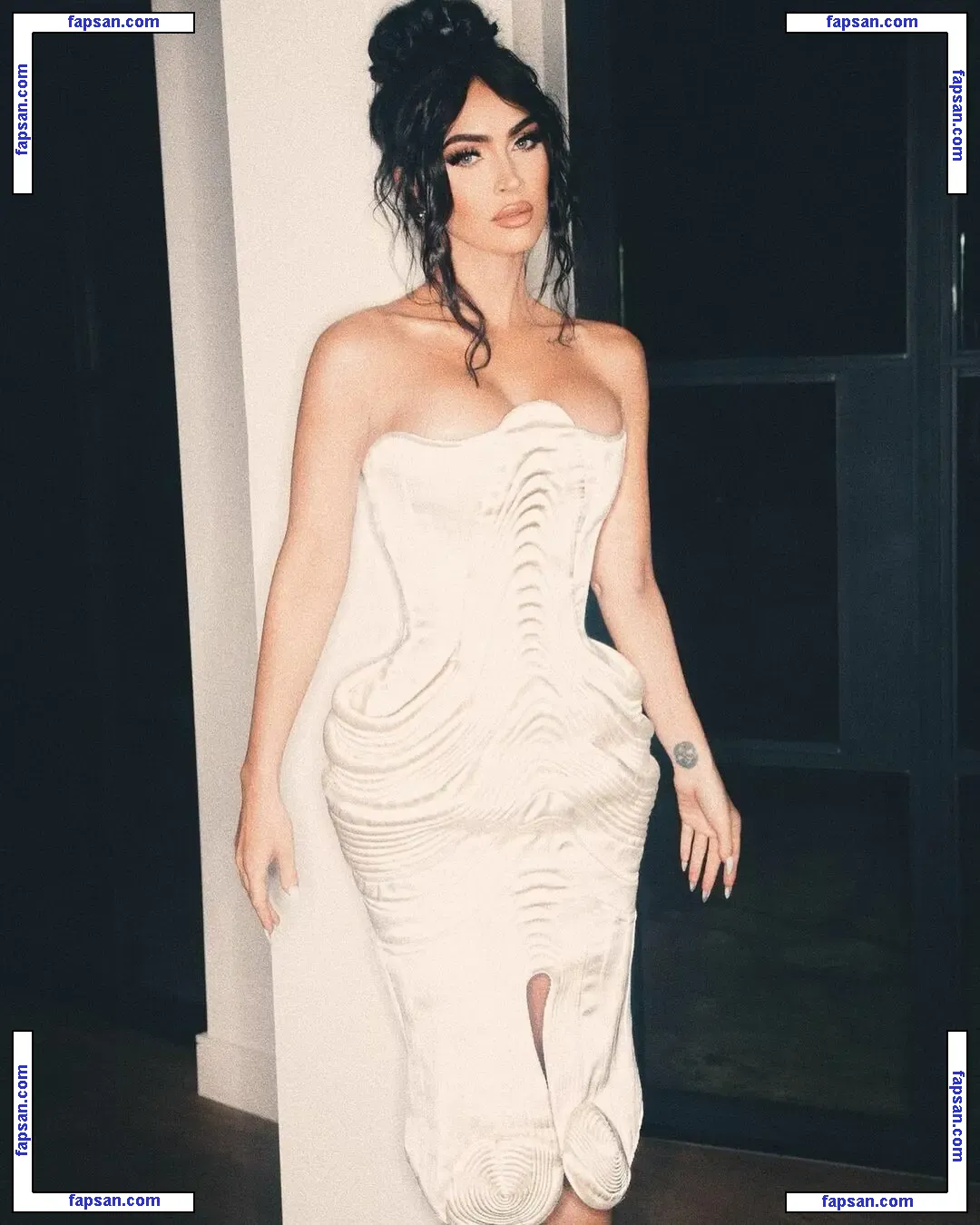 Megan Fox nude photo #4089 from OnlyFans