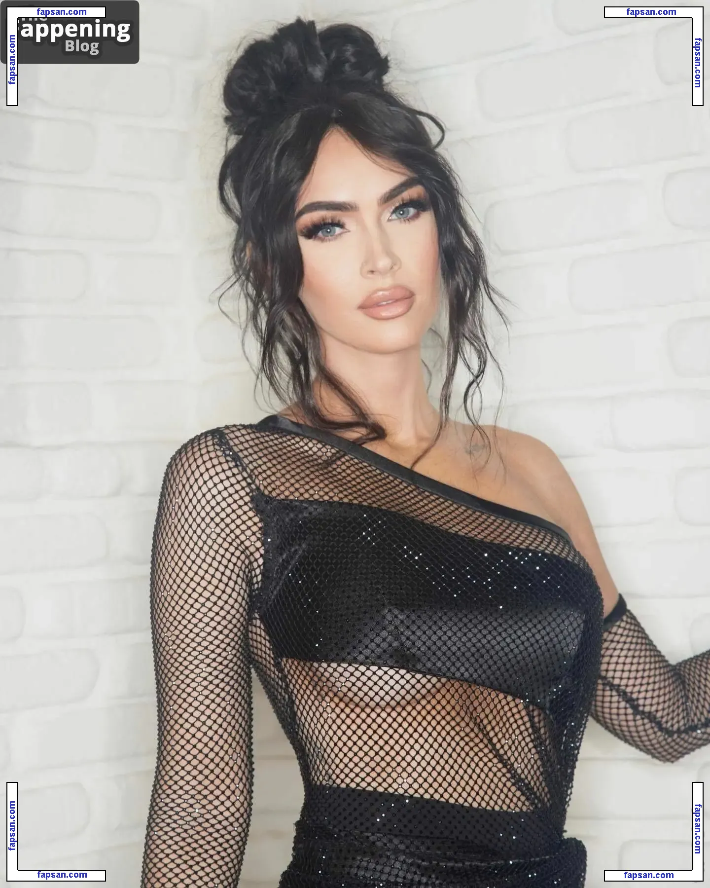 Megan Fox nude photo #4429 from OnlyFans