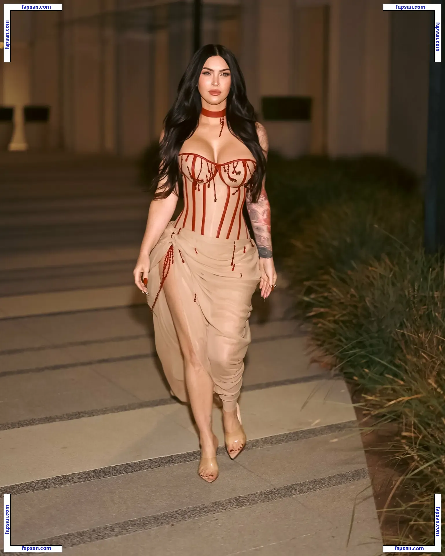 Megan Fox голая фото #5869 с Онлифанс