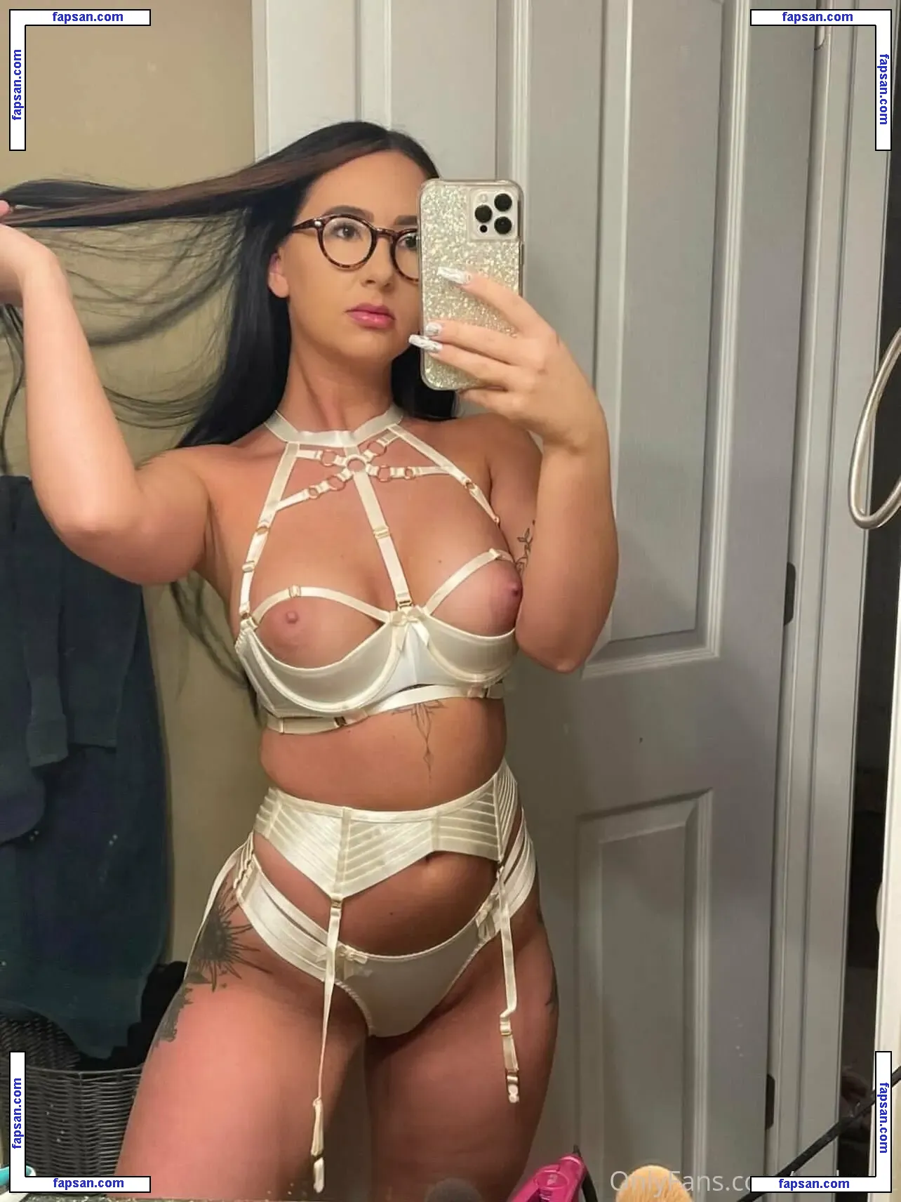 Megan Nicole nude photo #0005 from OnlyFans