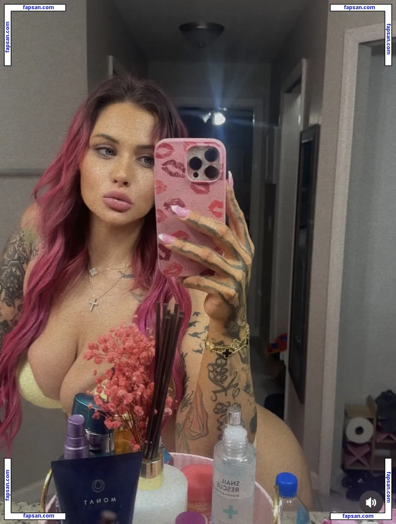 Meggy239meg nude photo #0002 from OnlyFans