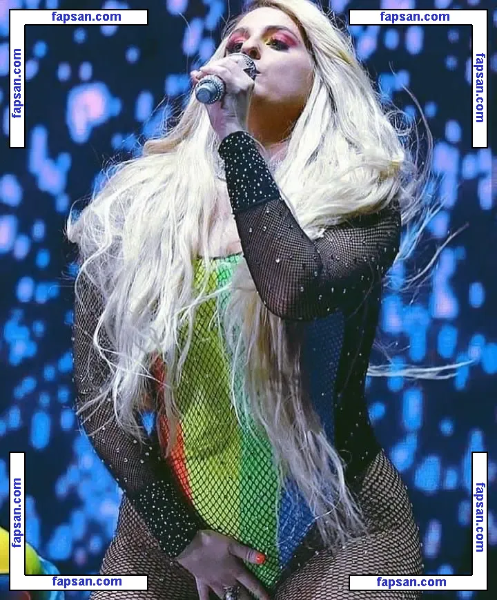 Meghan Trainor голая фото #0031 с Онлифанс