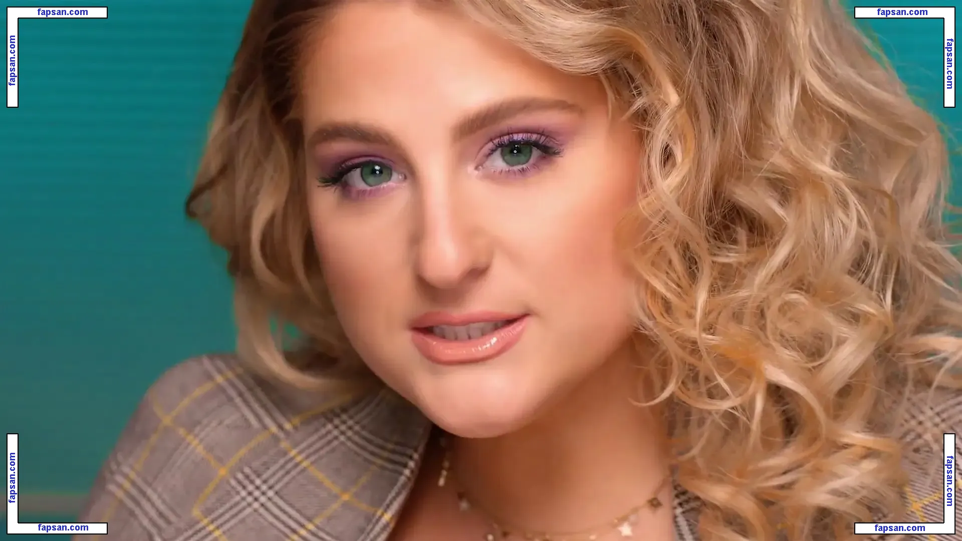 Meghan Trainor голая фото #0071 с Онлифанс