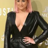 Meghan Trainor голая #0098