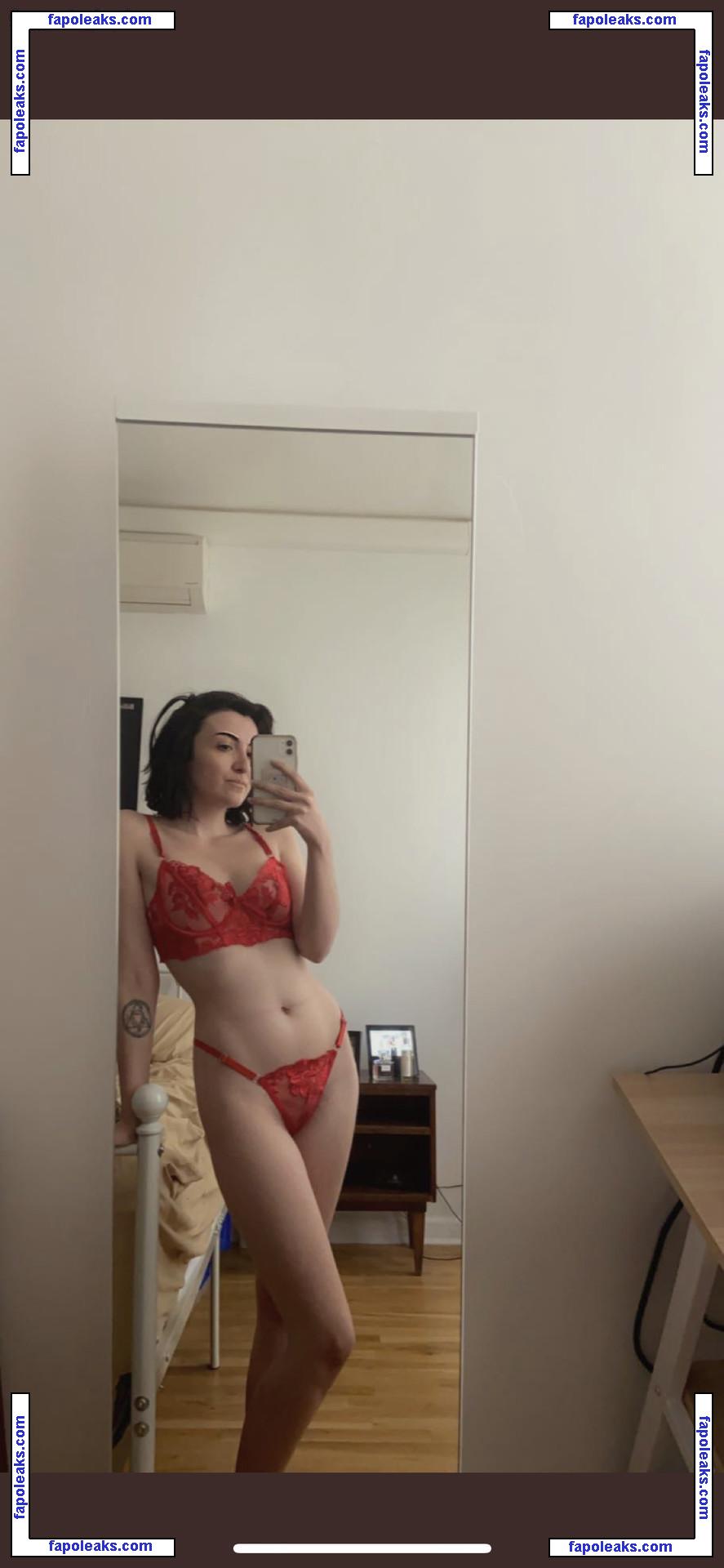 MeghansTheWorst nude photo #0002 from OnlyFans